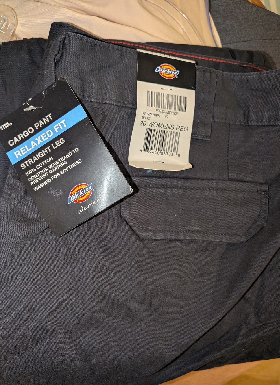 Dickies Women’s Relaxed Fit Cargo Pants .Black Sz 20 New